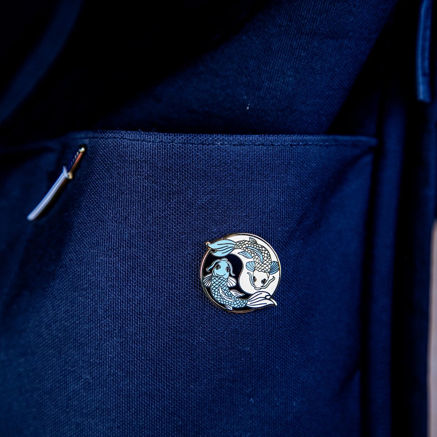 Yin Yang Koi Fish Pin – Enamel Lapel Pin for Balance Signum