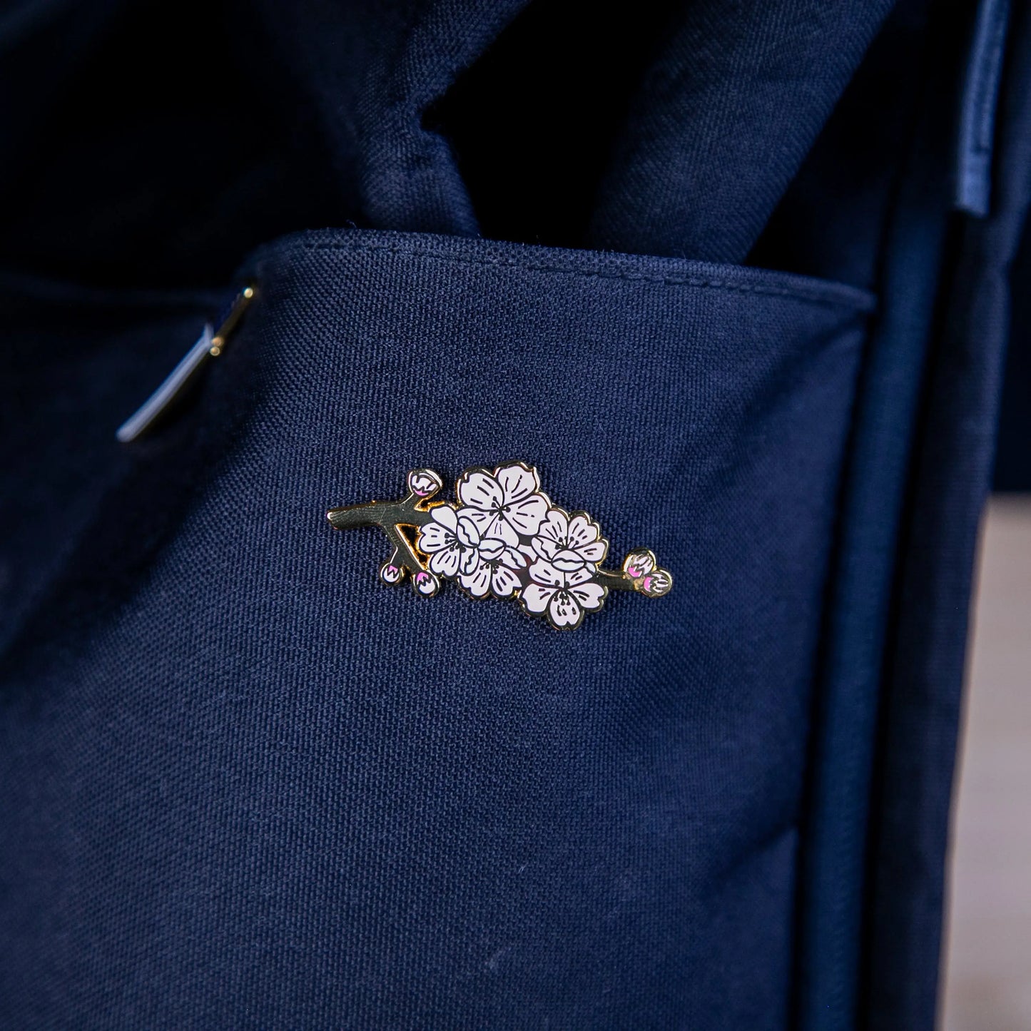 Sakura Cherry Blossom Flower Enamel Pin Signum